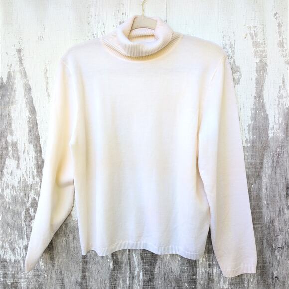 Pendleton 100% Merino Wool Turtleneck Sweater Ivory Women's L SoftGirl Delicate - Picture 1 of 11